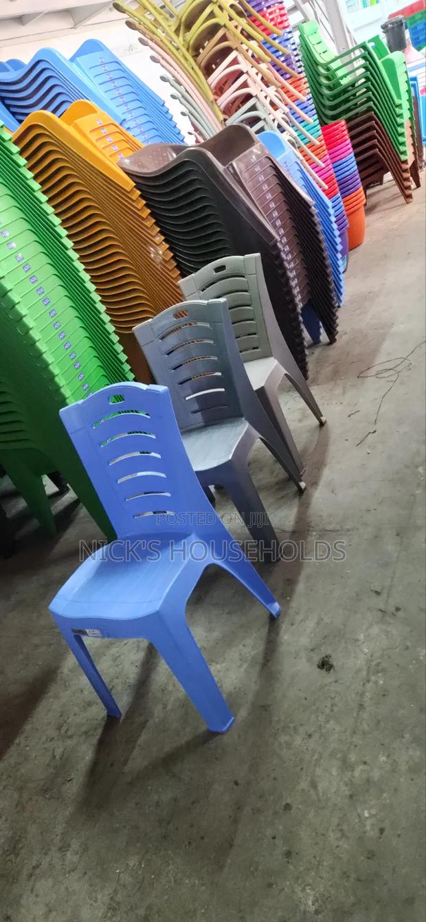 High Quality Plastic Chair - main view