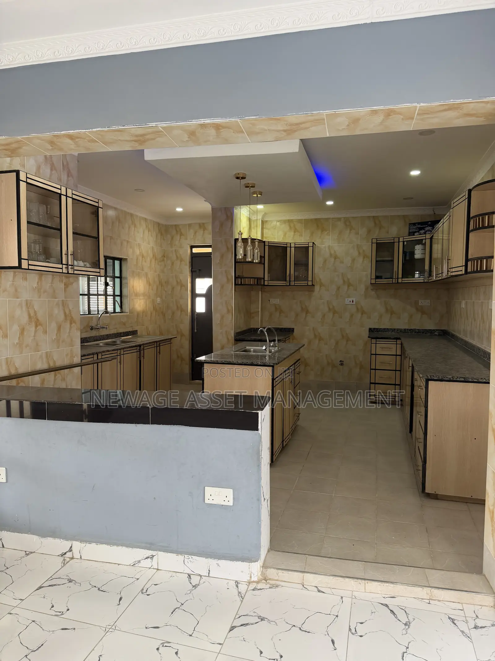 5bdrm Mansion in Vigilance Homes, Kitengela for rent
