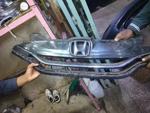 Honda Fit 2015 Grill