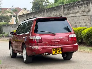 Subaru Forester 2000 Red