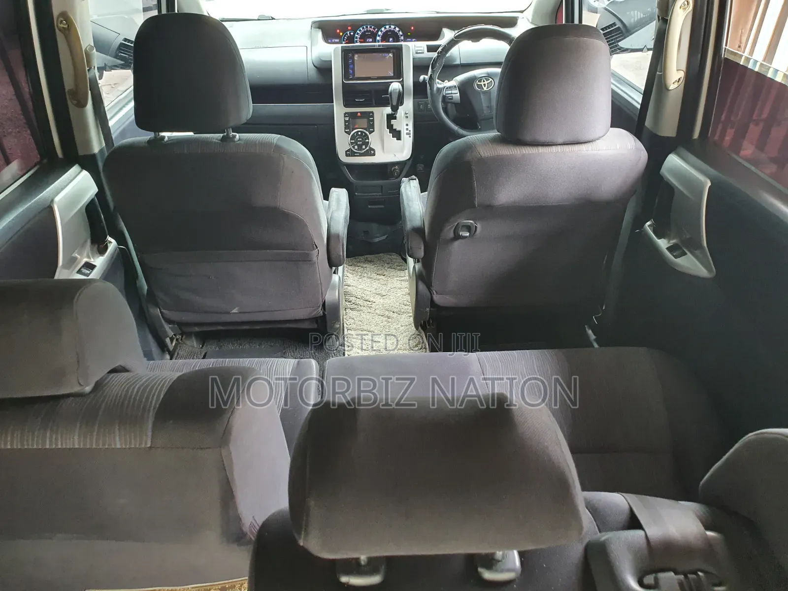 Toyota Voxy 2012 White