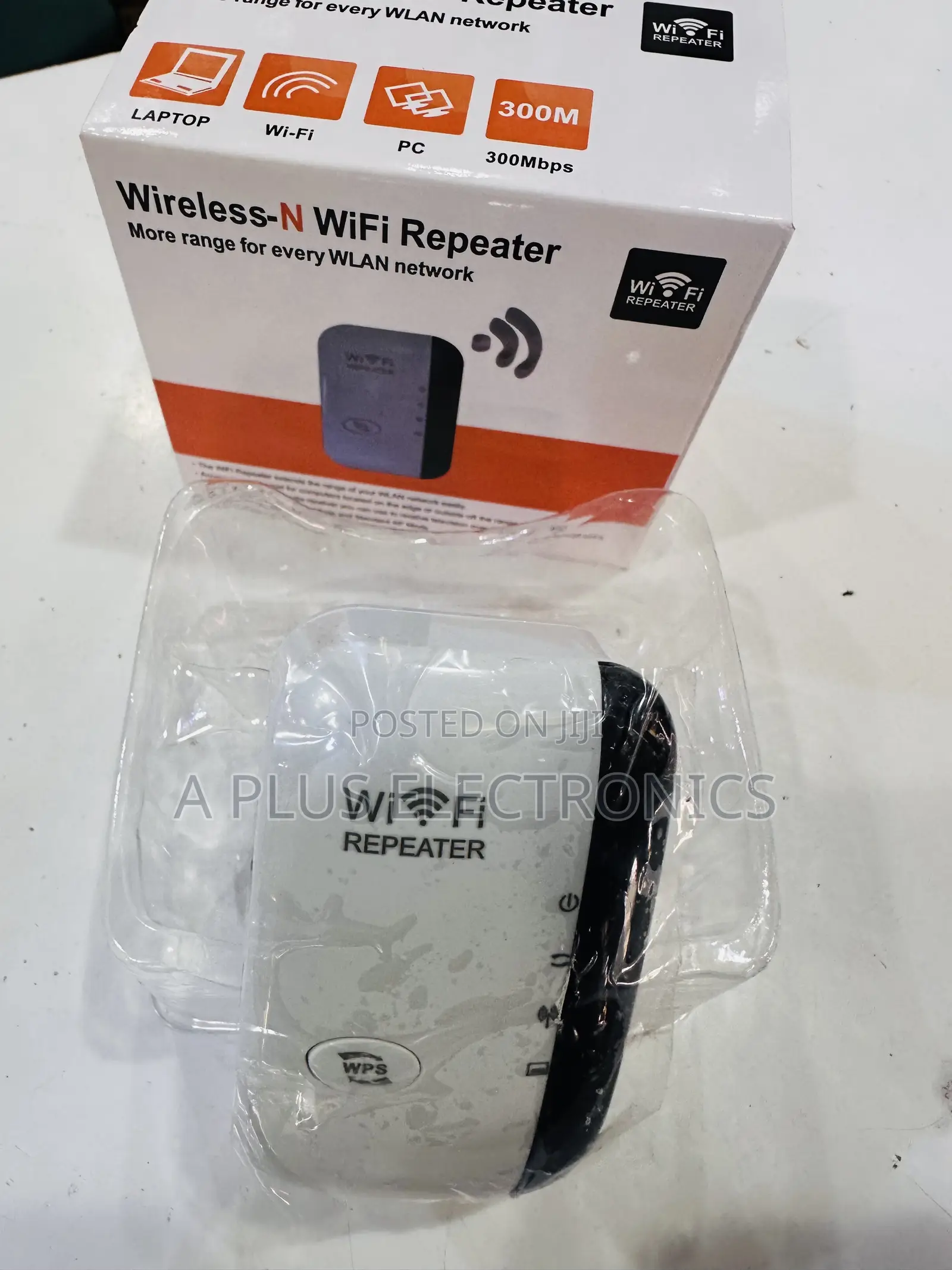 300mbps WiFi Repeater WR35 – Extend Your WiFi Coverage