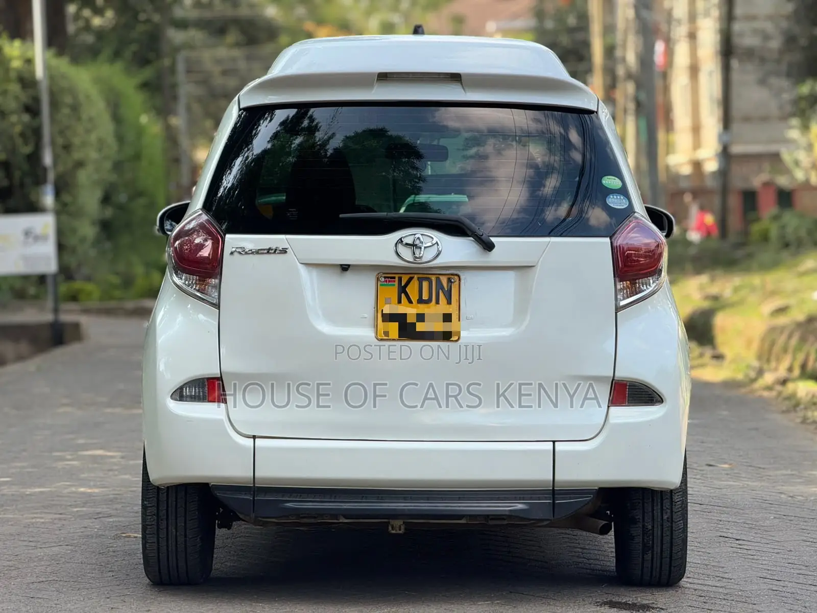 Toyota Ractis 2015 White