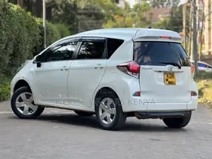 Toyota Ractis 2015 White