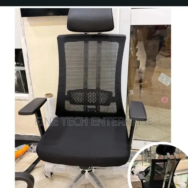UrbanPro High-Back Mesh Chair