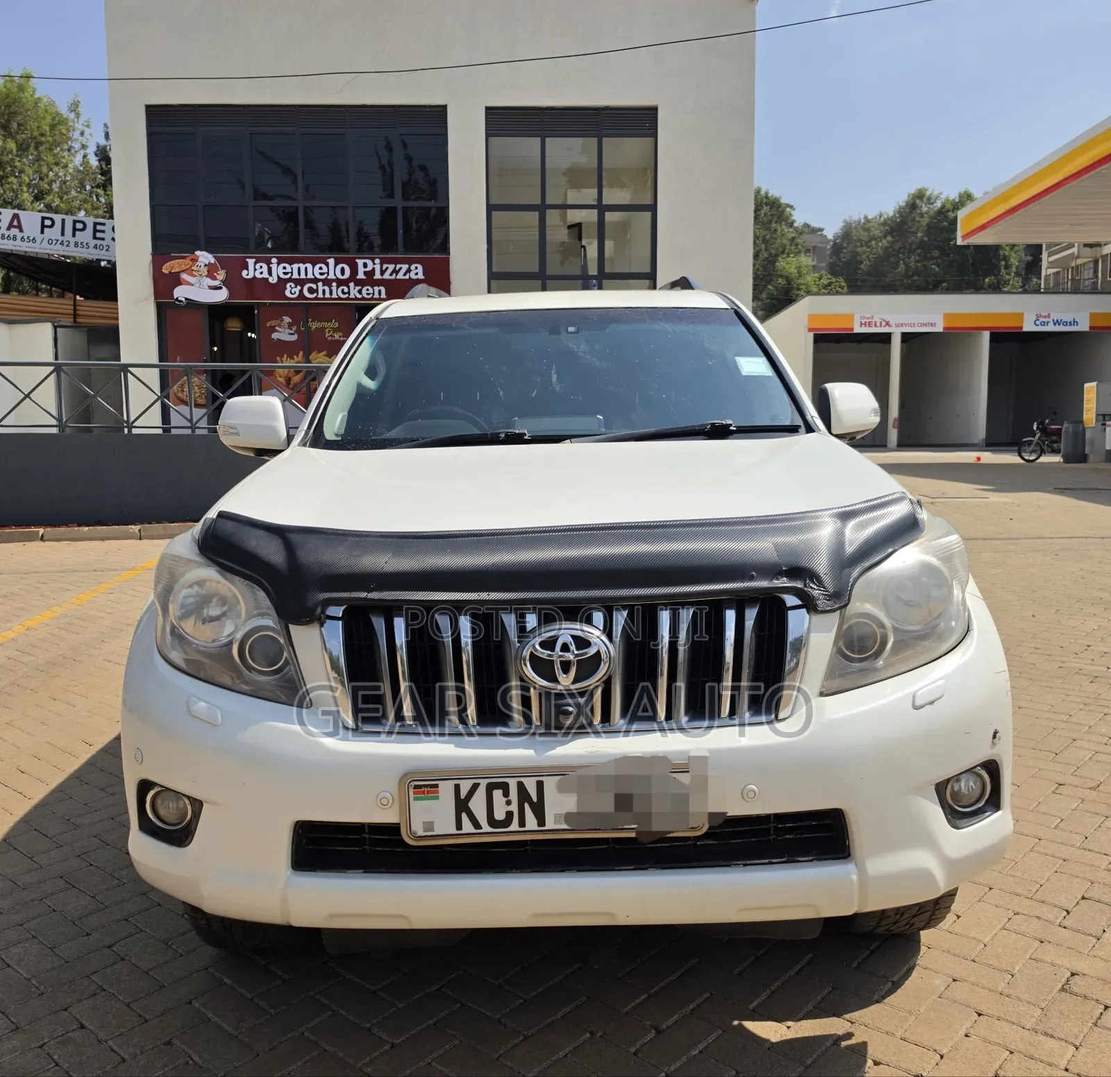 Toyota Land Cruiser Prado 2012 White