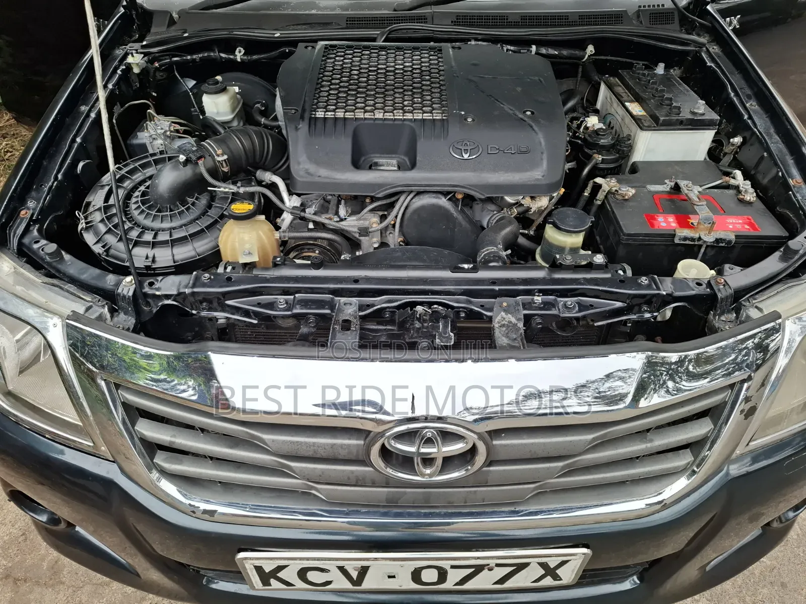 Toyota Hilux 3.0 D-4D 4x4 2013 Gray