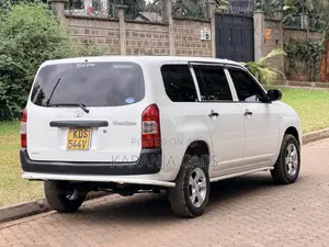 Toyota Probox 1.5 DX 4WD 2018 White
