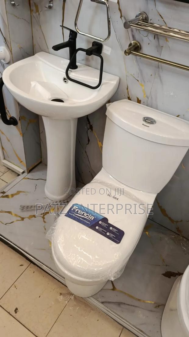 Complete Toilet