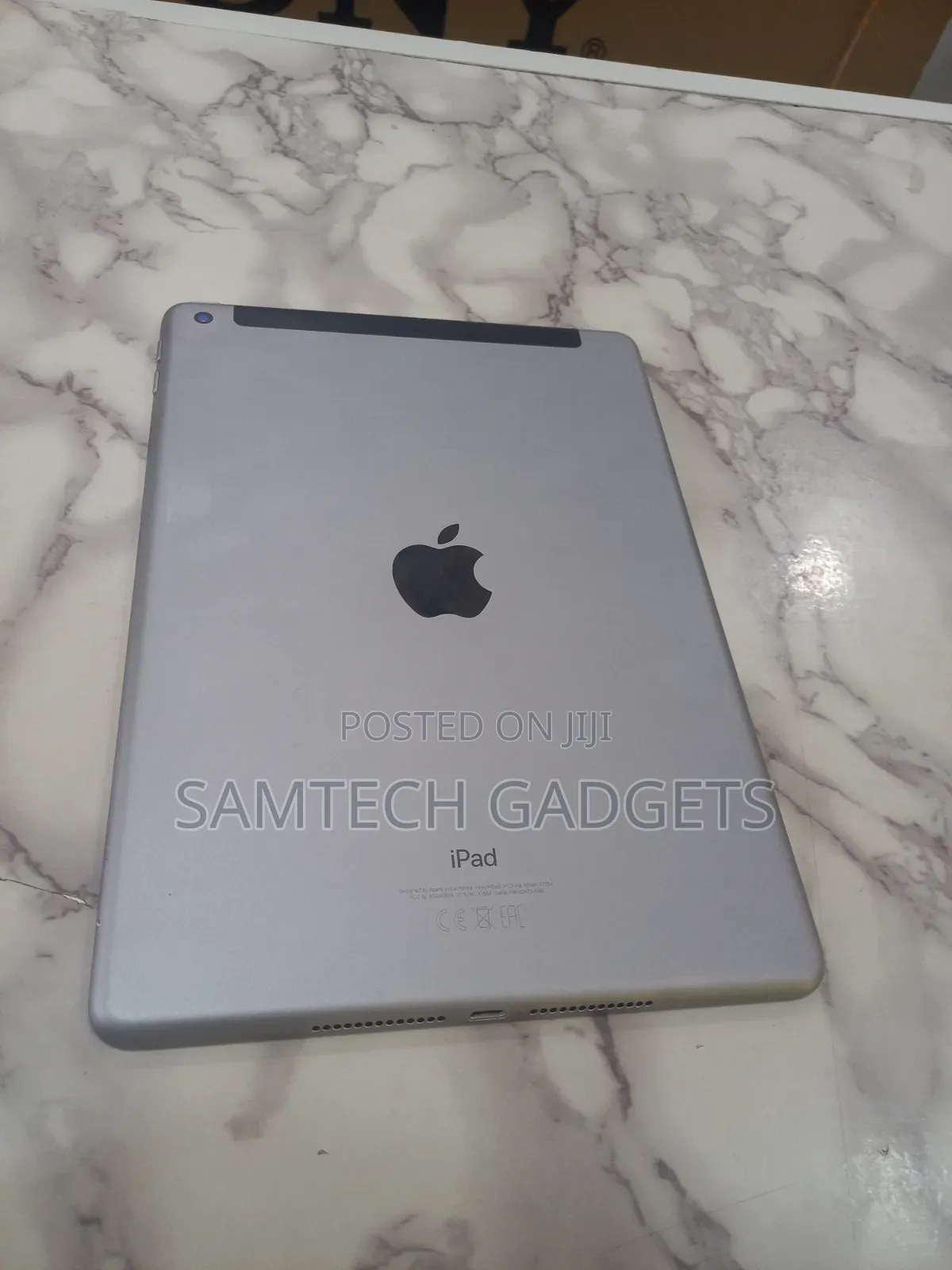 Apple iPad 9.7 32 GB Silver