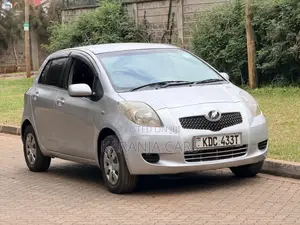 Toyota Vitz 1.3 FWD 5dr 2005 Silver
