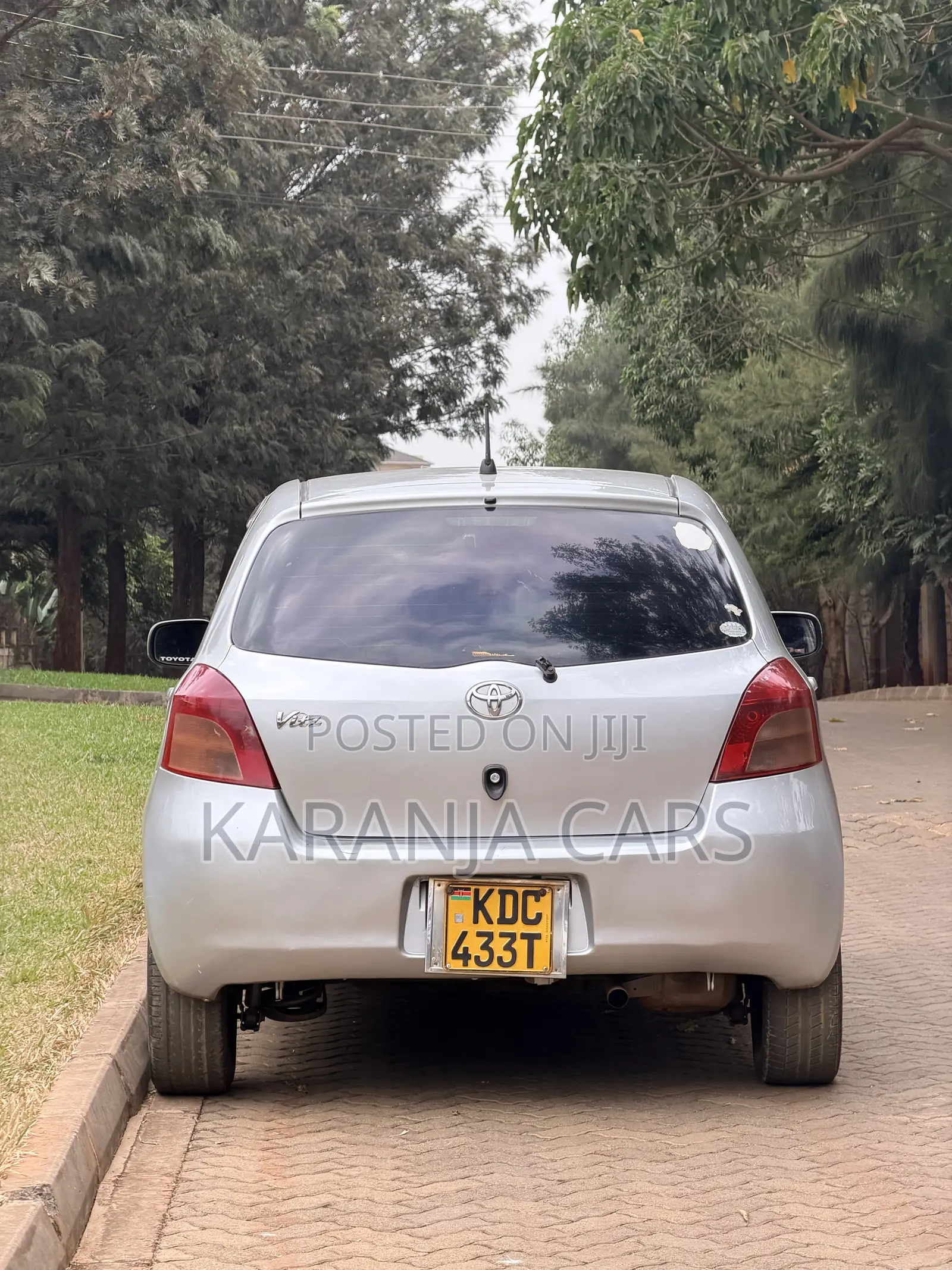 Toyota Vitz 1.3 FWD 5dr 2005 Silver