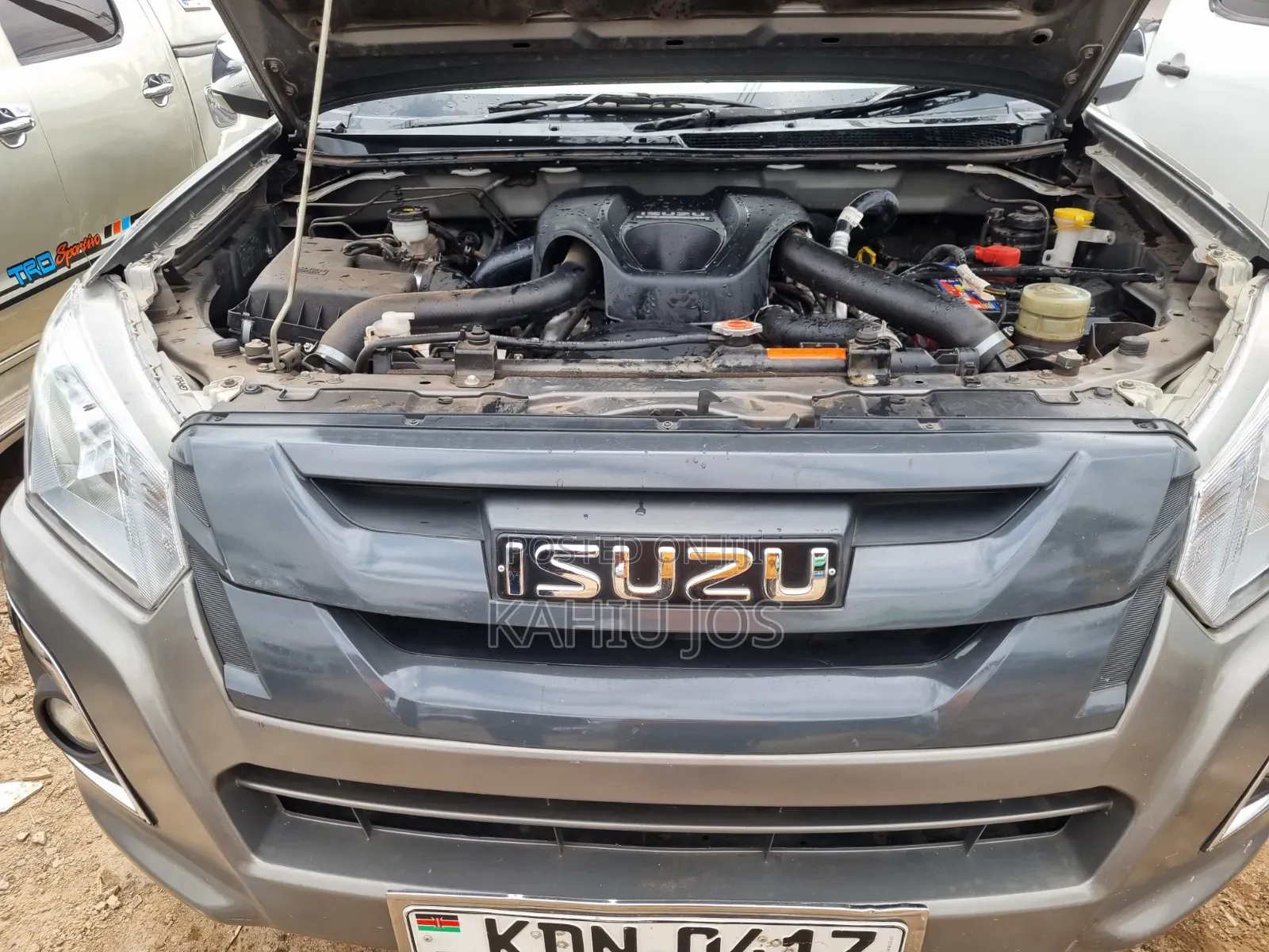 Isuzu D-MAX 2023 Gray