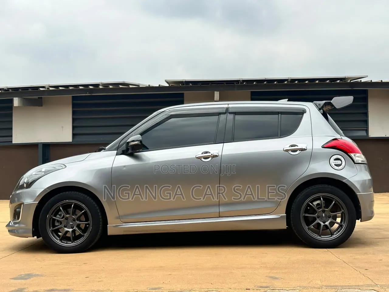 Suzuki Swift 2016 Silver