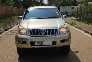 Toyota Land Cruiser Prado 2005 Gold