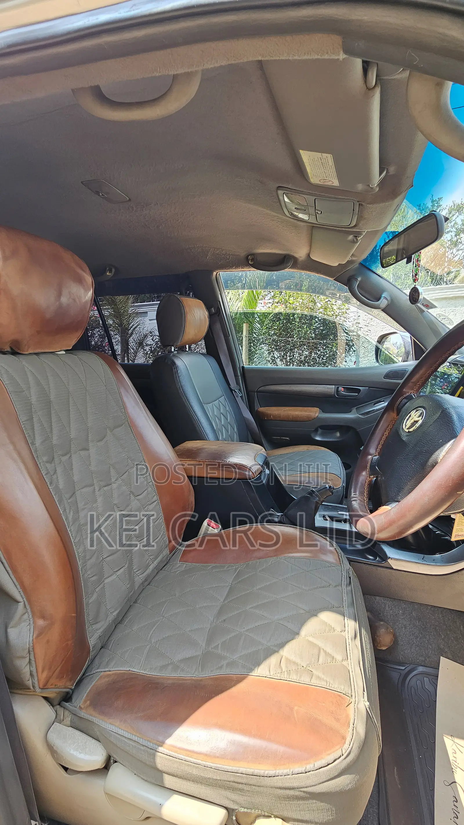Toyota Land Cruiser Prado 2005 Gold