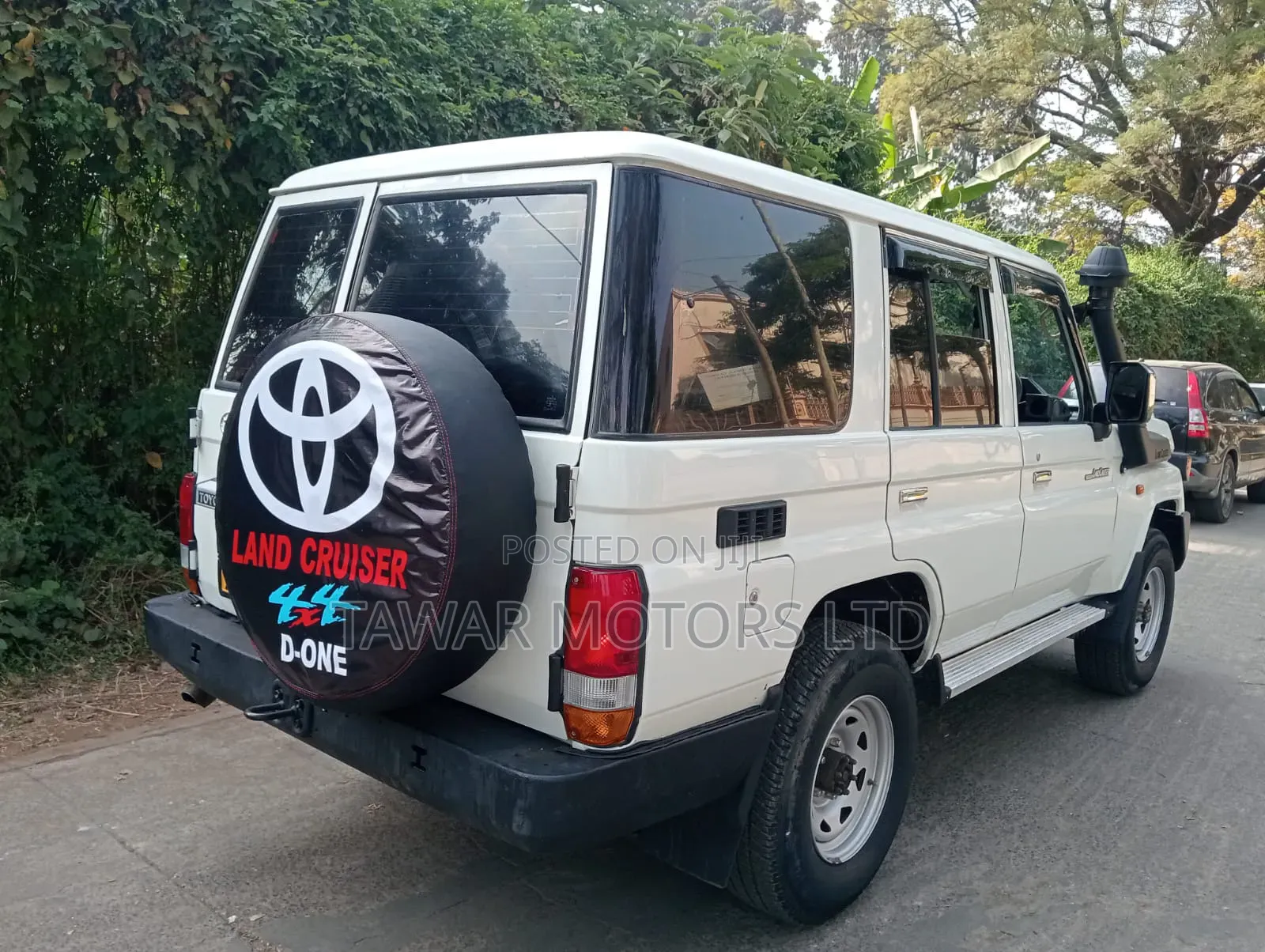 Toyota Land Cruiser 2008 White