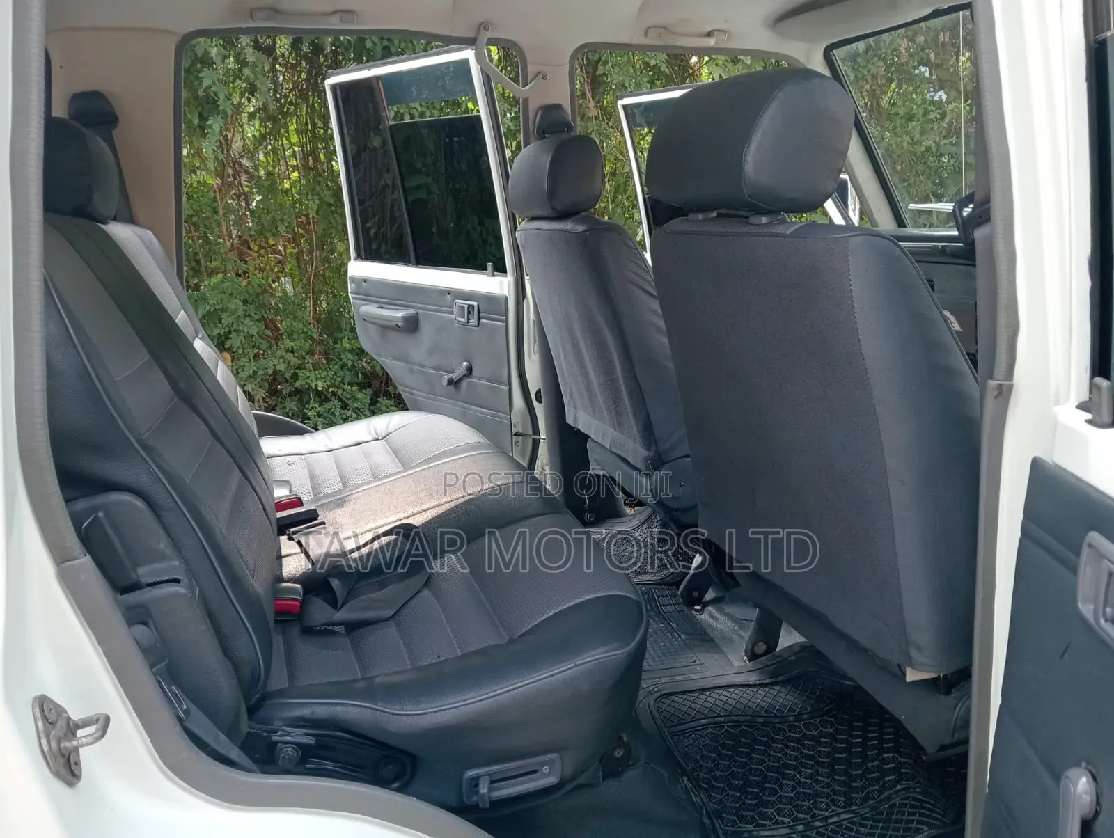Toyota Land Cruiser 2008 White