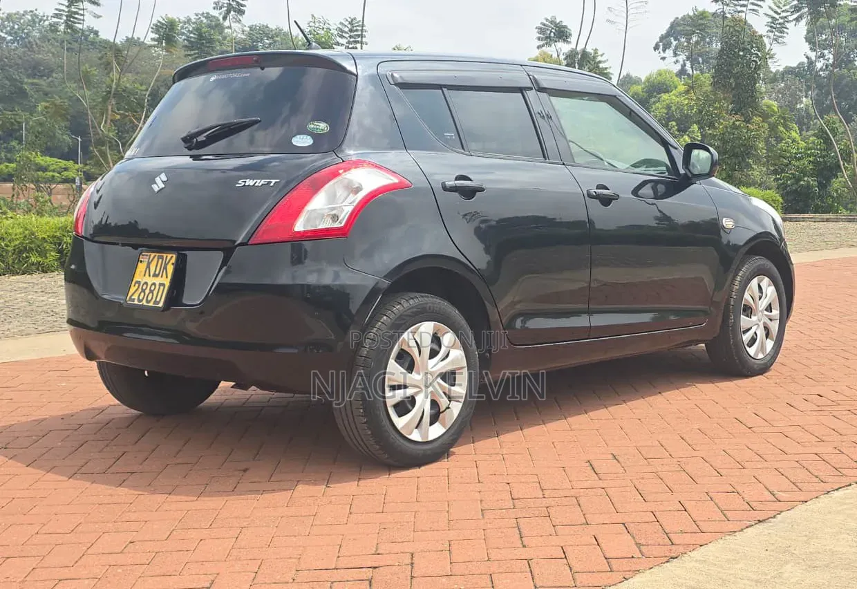 Suzuki Swift 2015 Black