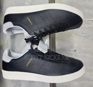 Adidas Topanga Sneakers