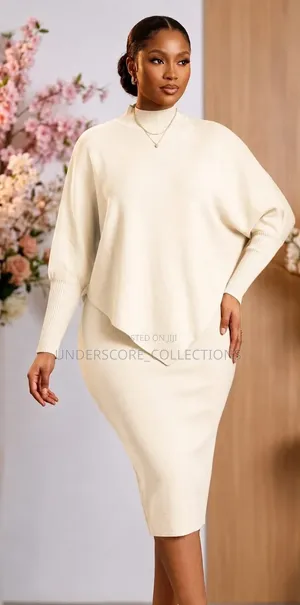 Plus Size Fitting Sweater Skirt Suit