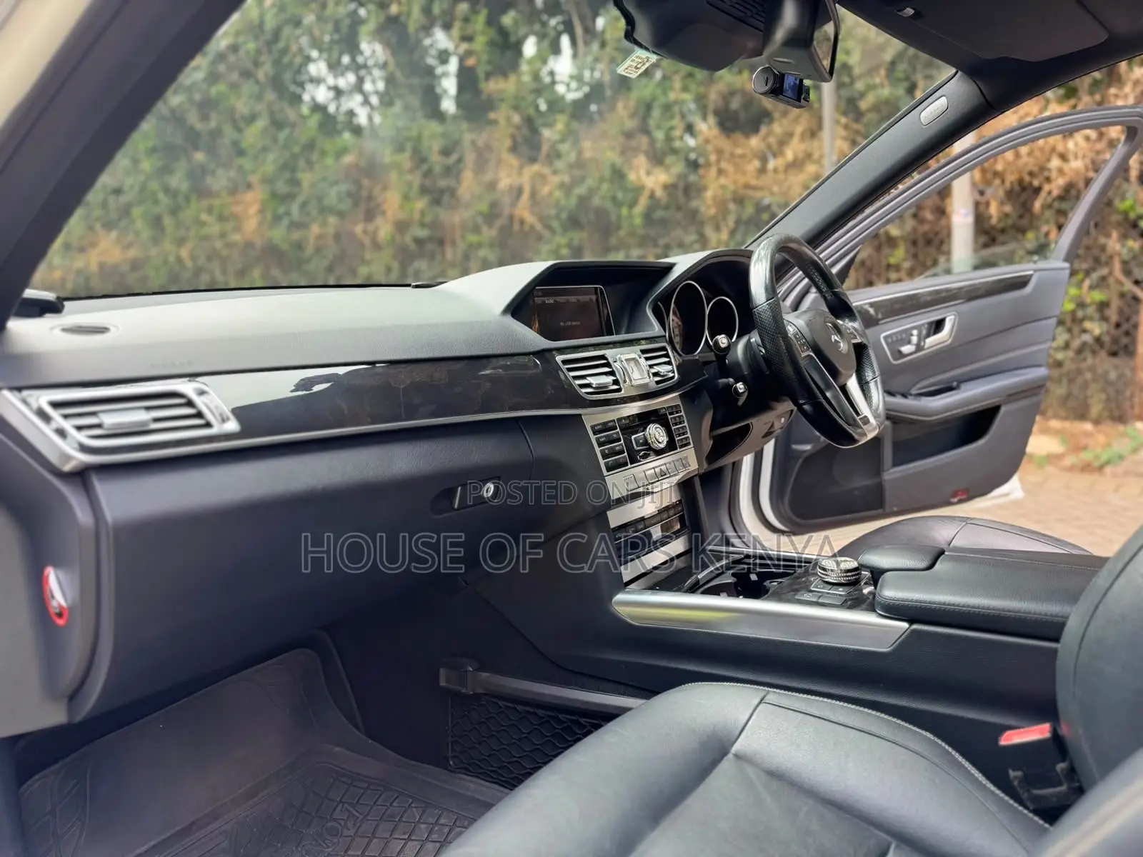 Mercedes-Benz E350 2014 White