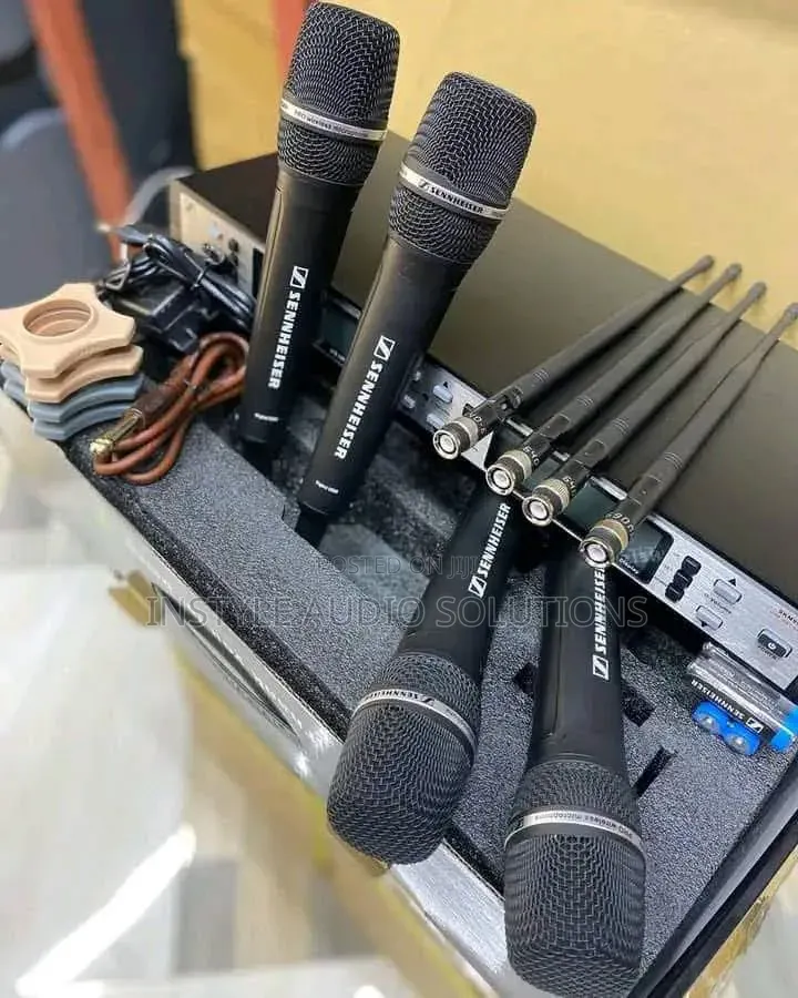 Senneizer 4 in 1 Wireless Uhf Digital 200 Meters Frequency Range