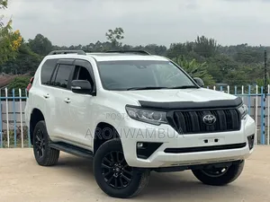 Toyota Land Cruiser Prado 2021 White