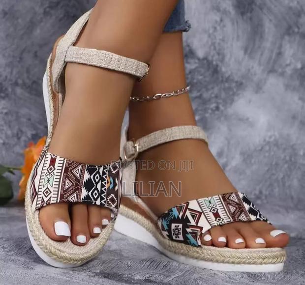 Quality Ladies Sandals - thumbnail 2
