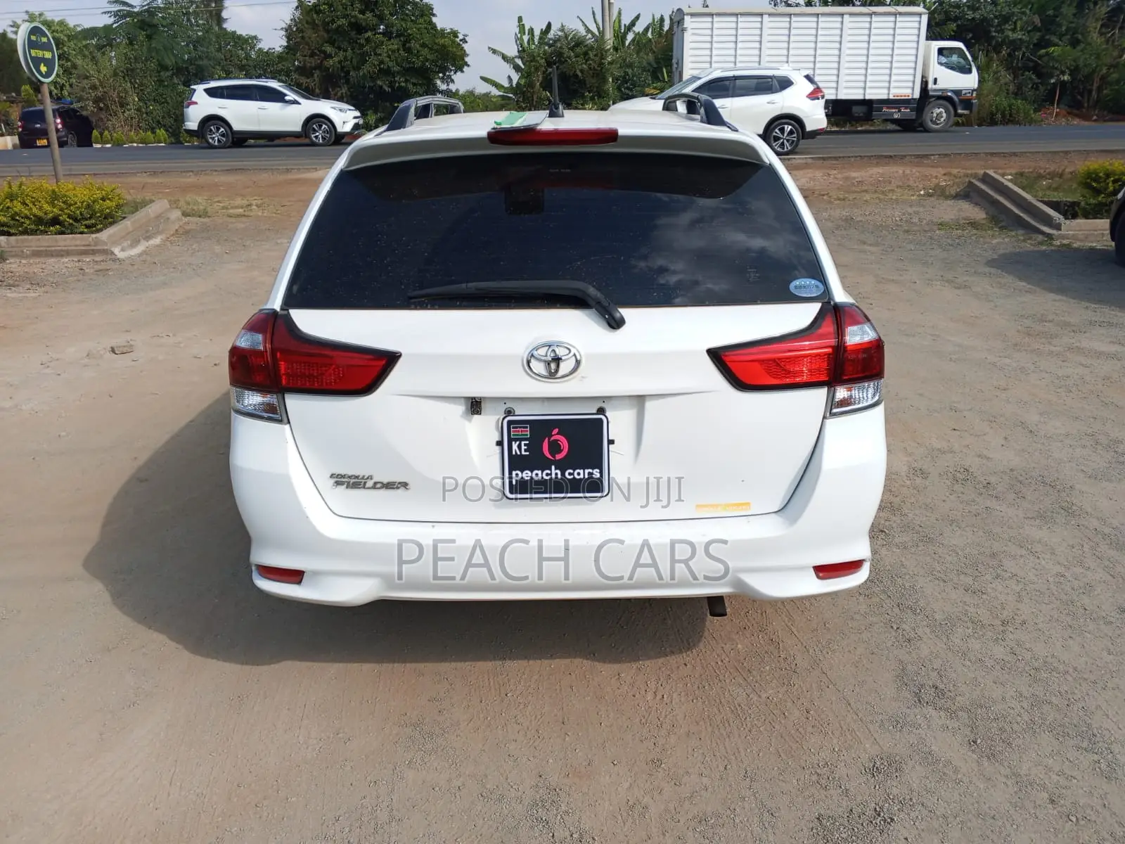 Toyota Corolla Fielder 2019 White