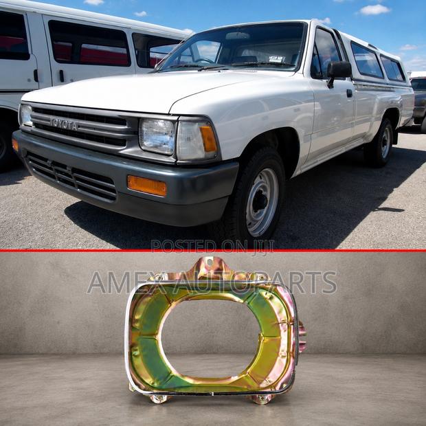 Light Housing Toyota Hilux Yn85 1989 - 1992