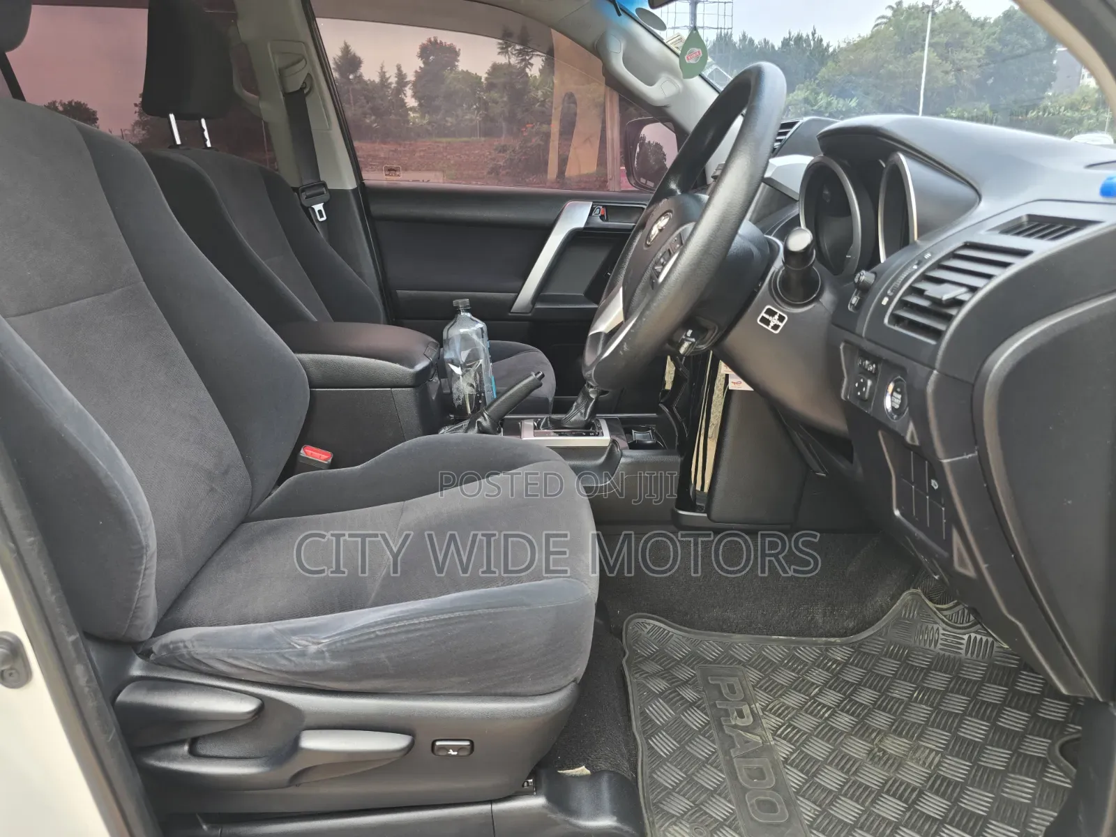 Toyota Land Cruiser Prado 2016 White