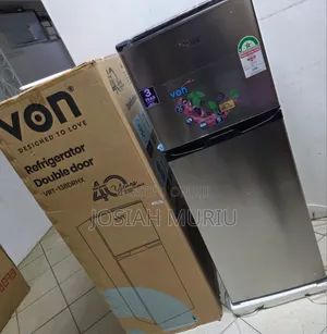 Von 138 L Top Freezer Refrigerator