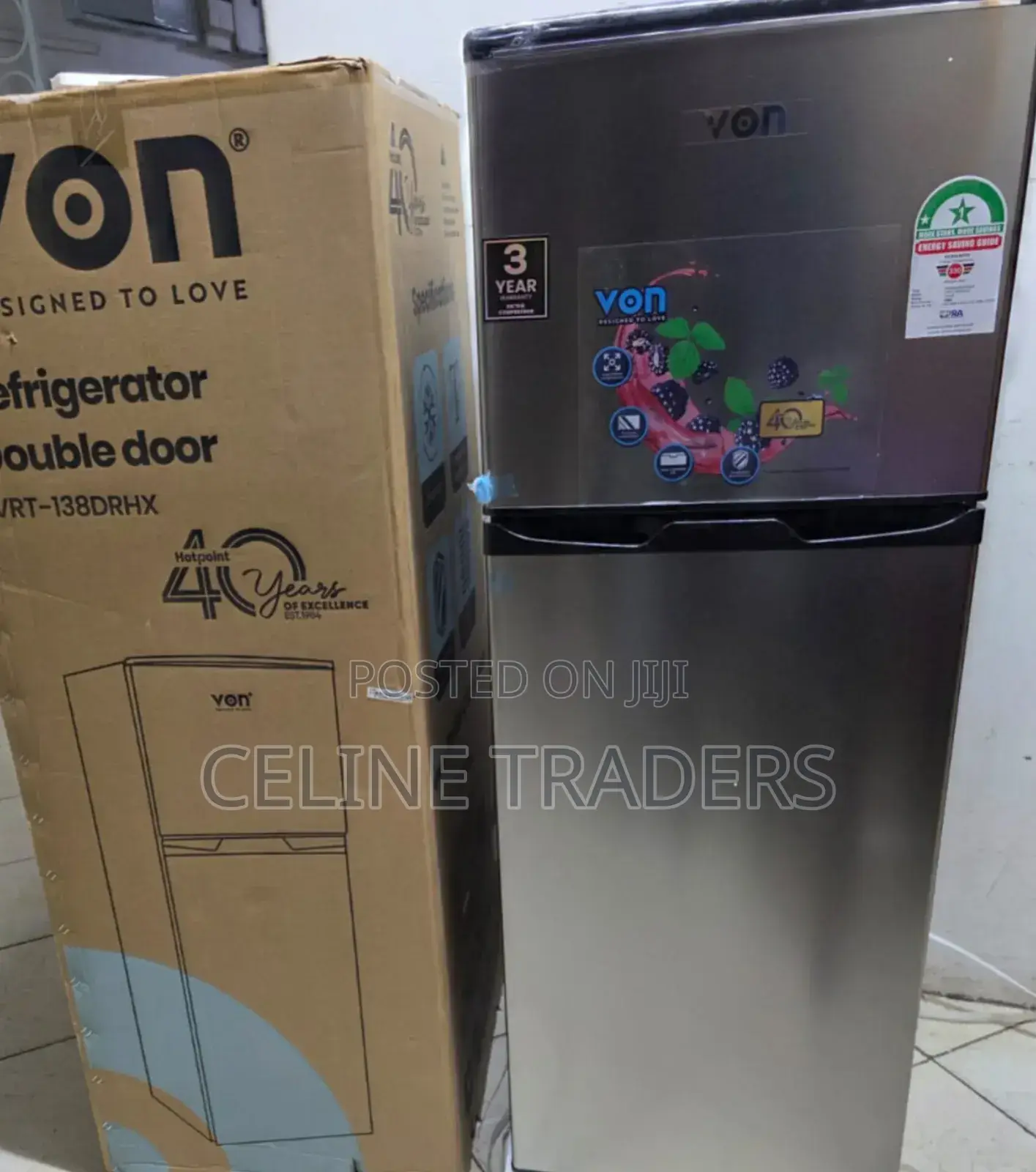 Von 138 L Top Freezer Refrigerator