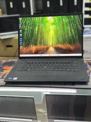 Laptop Lenovo ThinkPad P1 Gen4 16GB Intel Core i9 SSD 512GB