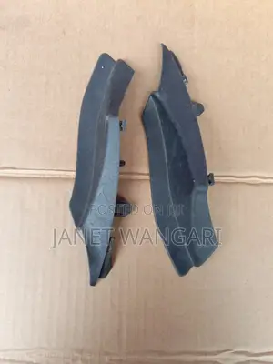 Windscreen Finisher/Rubber Mazda Demio New Model