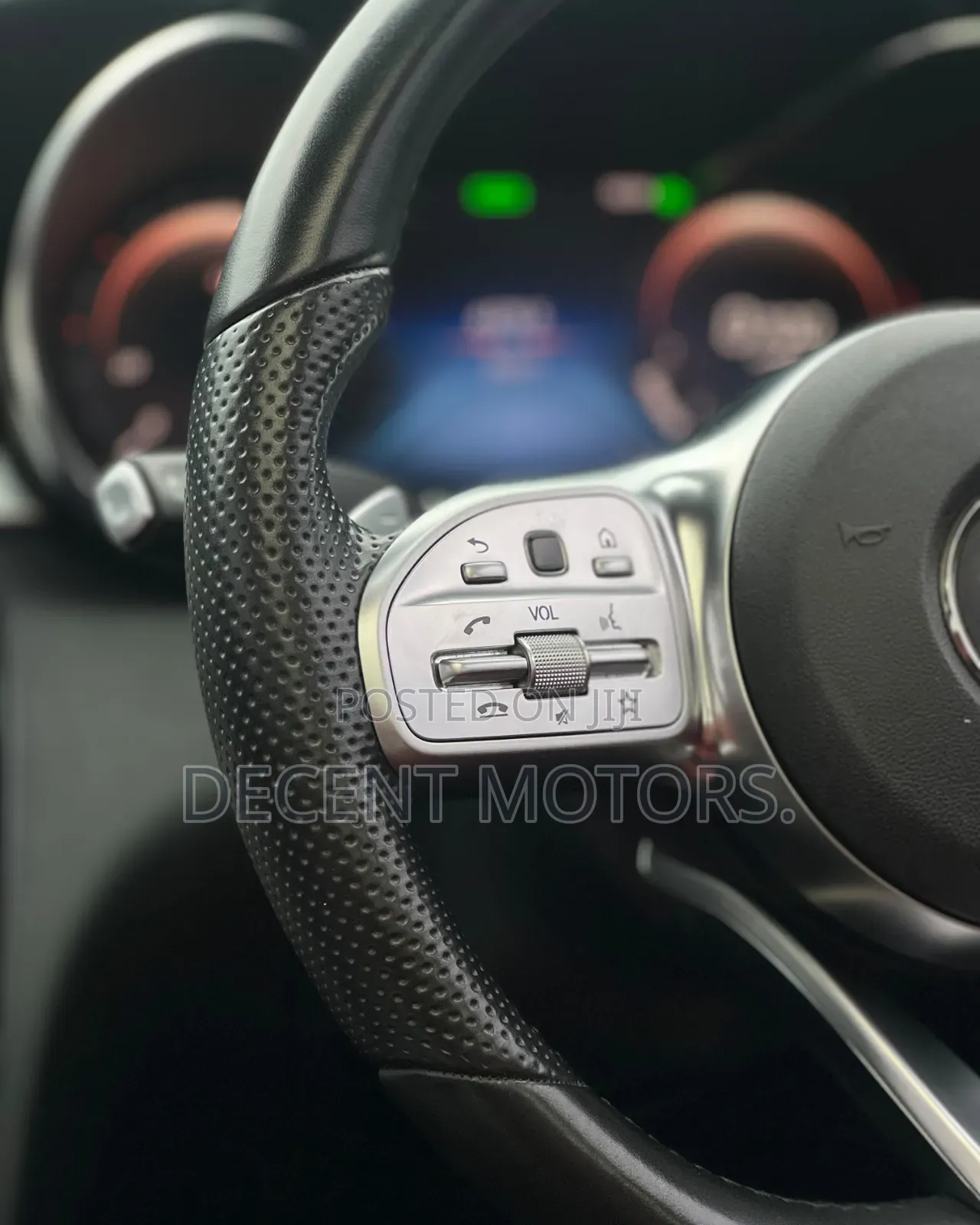 Mercedes-Benz C200 2019 White