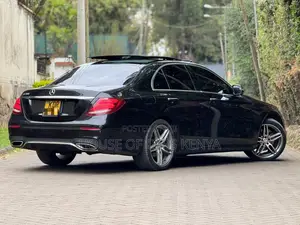 Mercedes-Benz E200 2017 Black