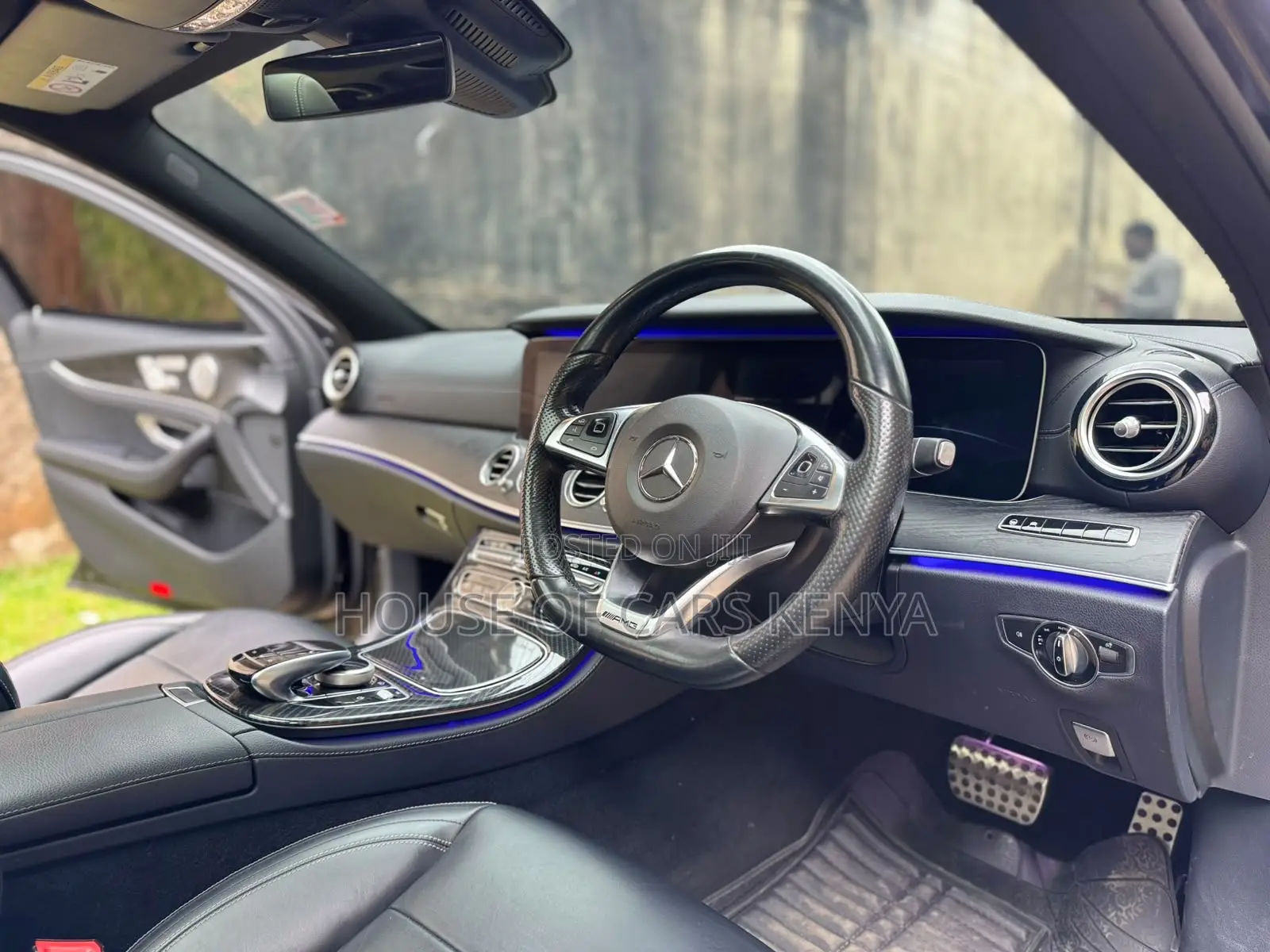 Mercedes-Benz E200 2017 Black