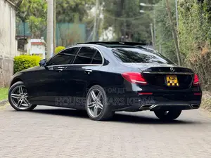 Mercedes-Benz E200 2017 Black