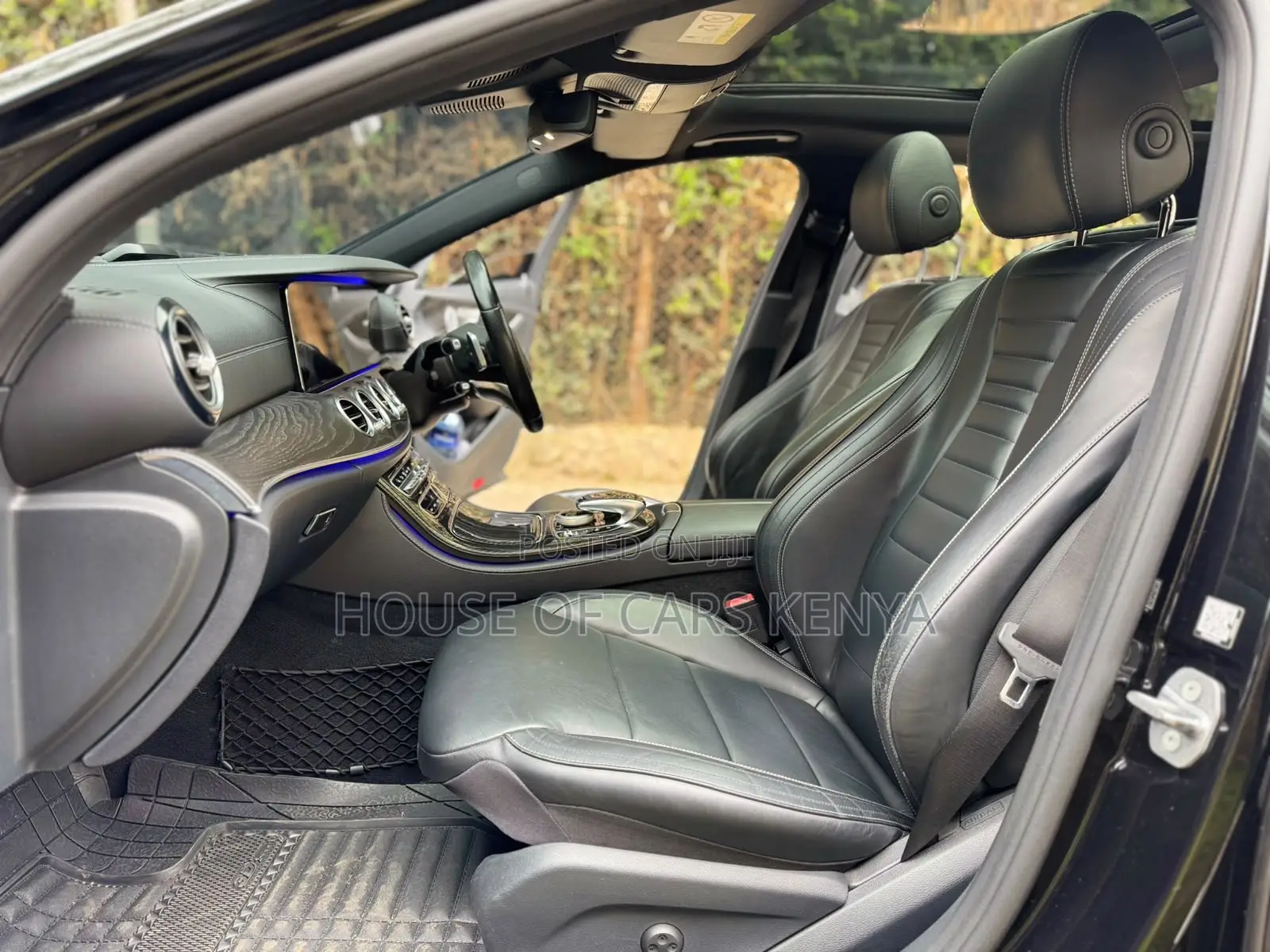 Mercedes-Benz E200 2017 Black