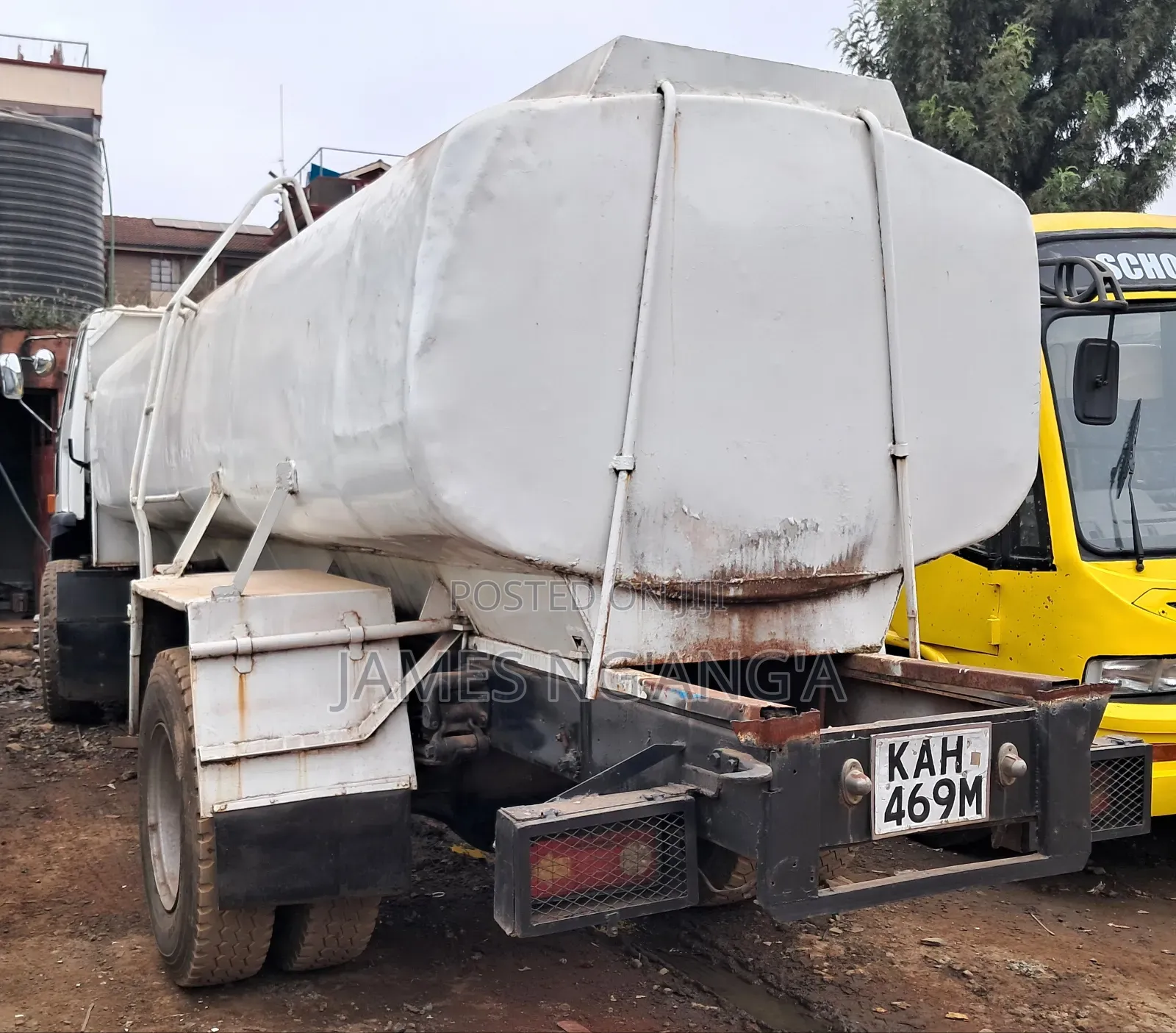 Isuzu FVR Lorry