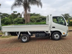 Toyota Dyna Double
