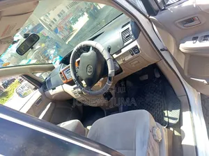 Toyota Noah 2006 White