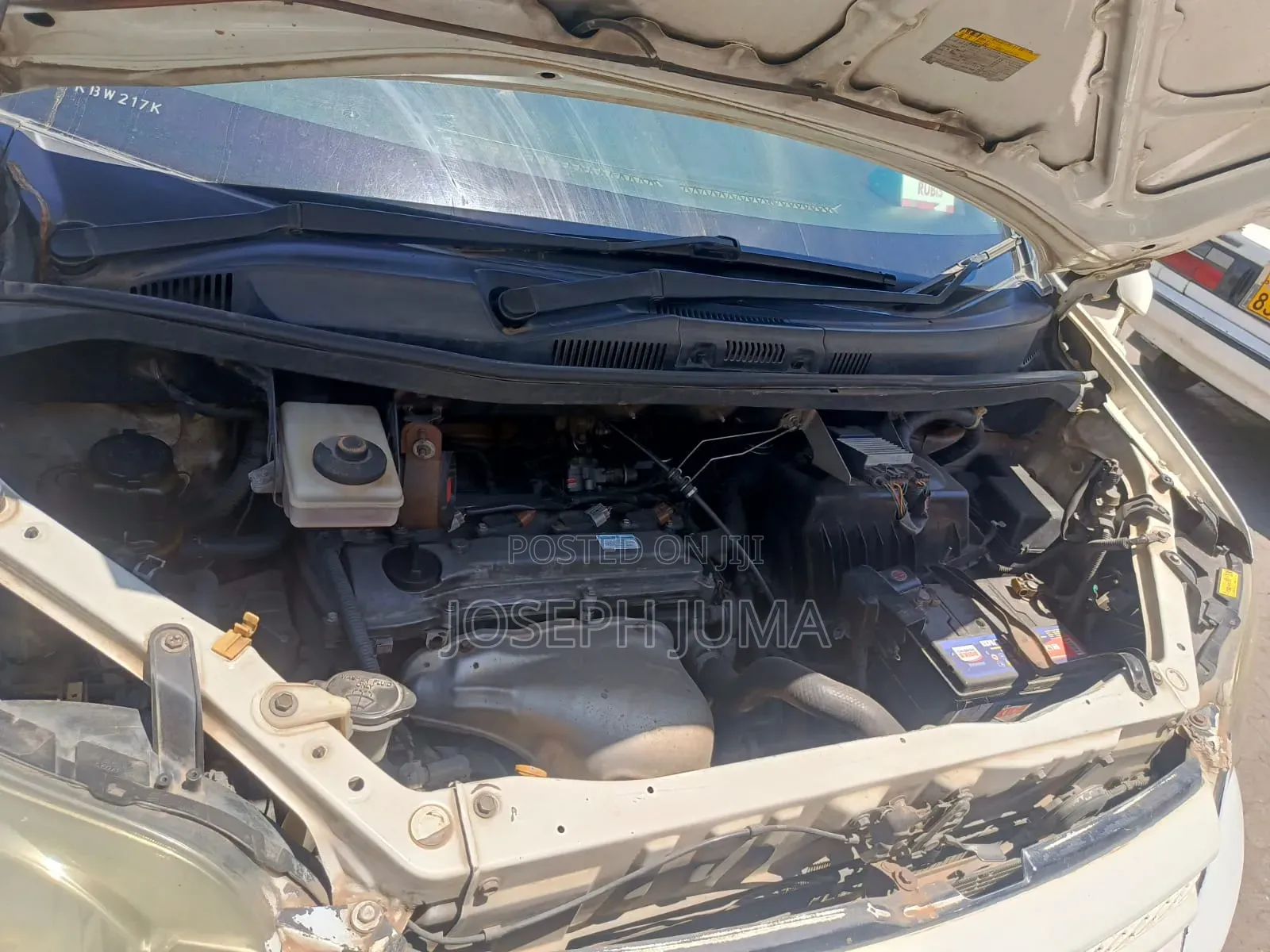 Toyota Noah 2006 White
