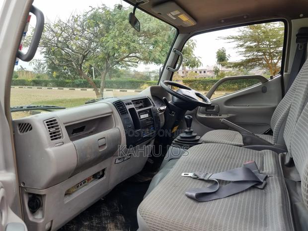 Toyota Dyna Double - thumbnail 10