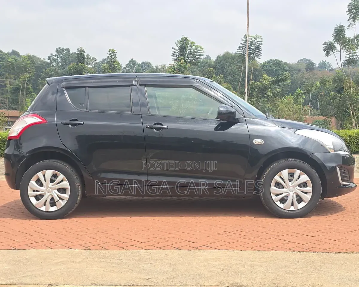 Suzuki Swift 2015 Black
