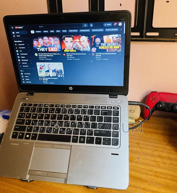 Laptop HP EliteBook 840 G2 4GB Intel Core i5 HDD+SSD 500GB