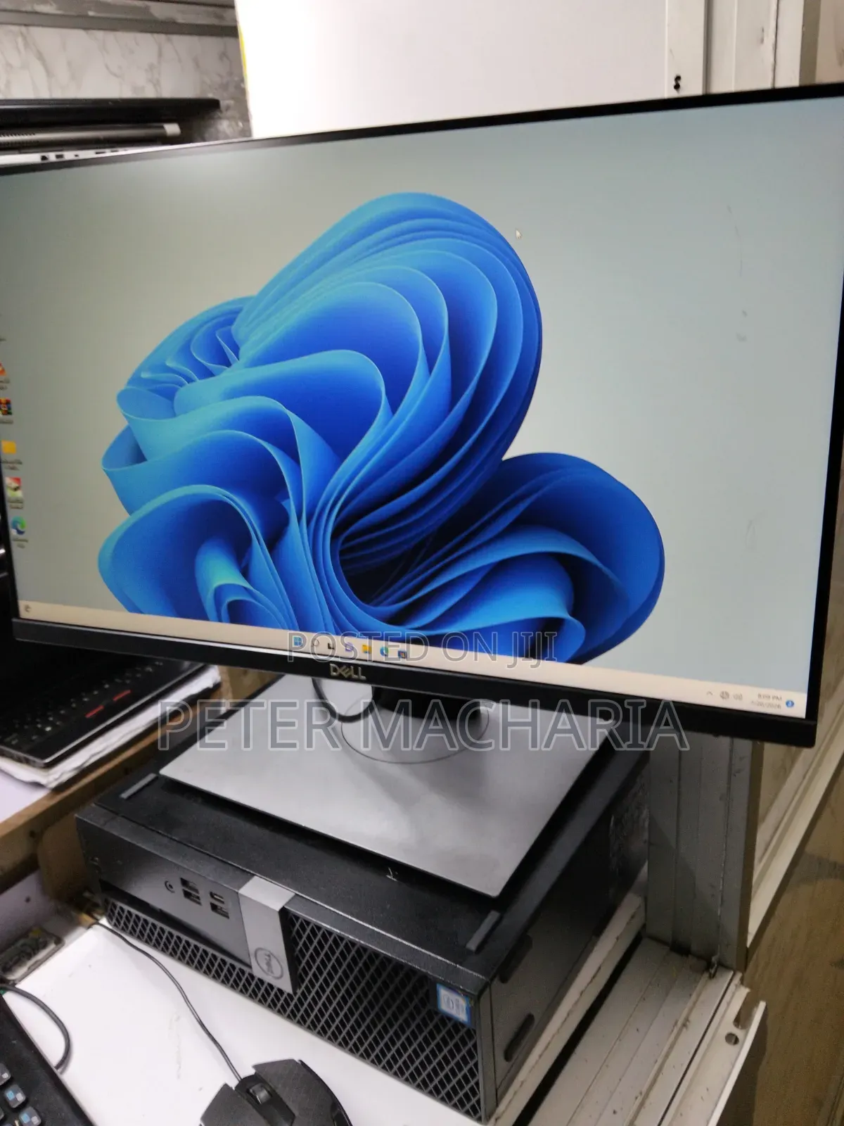 Desktop Computer Dell Optiplex 7070 8GB Intel Core i5 SSD 512GB