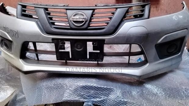 Nissan Advan AD Front Bumper Complete With Grill 2017